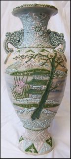 Nippon Kutani Kaga Ware Japanese Pottery Vase 1800s Moriagi