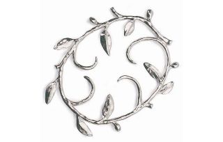 leaf oval trivet 10 x 8 5 price $ 69 00 color silver quantity 1 2 3 4