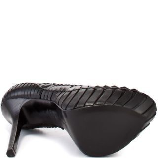 Calyer   Black, Report Signature, $198.74