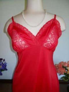 Vintage Kayser Luxite Buttery Soft Silky Nylon Lacy Red Full Slip 36