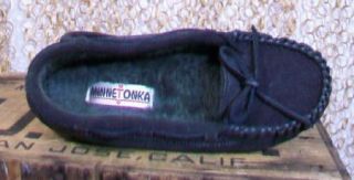 Minnetonka Kayla Nice Suede Womens Moccasins Slippers Gray Leather Sz