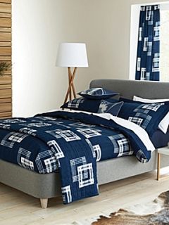 Kasuri bed linen in indigo   