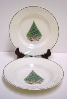 Salem Noel LG Rim Soup Bowls Christmas Tree Porcelle