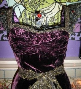 Eggplant Rose Lace Runway Vintage Dress 4 s on Laura Croft