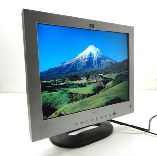 HP Compaq 2025 Flat Panel LCD Monitor 20 inch Color 350 1 24 Bit DVI