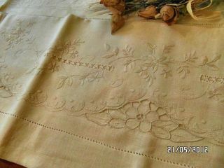 ANTIQUE KING DOUBLE SHEET IN PURE FRENCH LINEN 1942s EMBROIDERED