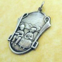 ANTIQUE ART NOUVEAU GERMAN SILVER 2 SIDED SIBLINGS HEARTH & HOME CHARM