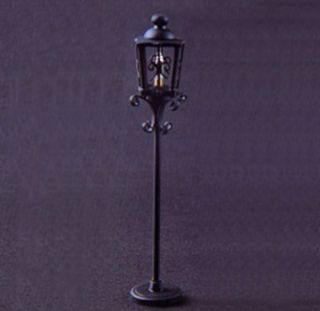 12 Volt Dollhouse Miniature Outdoor Post Light A013017