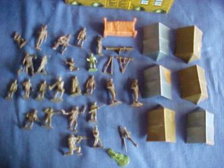 Marx 1950s Tin Litho Army Training Centers Toy Soldiers with