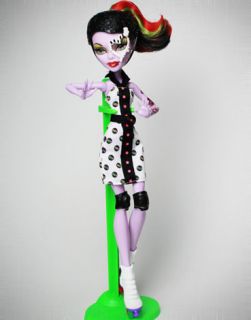 Monster High 4 Roller Maze Dolls Brand New Frankie Ghoulia Operetta