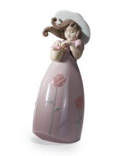 Lladro Collectible Figurine, Little Daisy   Collectible Figurines