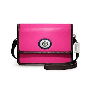 COACH LEGACY COLLECTION   Handbags & Accessories