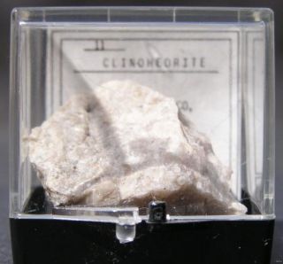 RARE Clinohedrite on Hardystonite Fluorecent Franklin New Jersey 15553