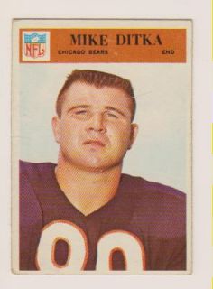 1966 Philadelphia #32 Mike Ditka, Chicago Bears. Ex Condition with No