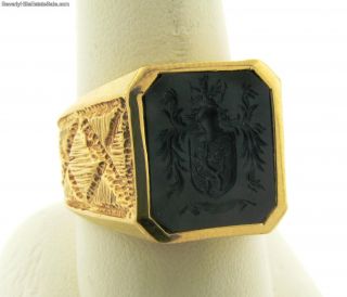 Beautiful Carved Intaglio Onyx 14k Gold Mens Ring