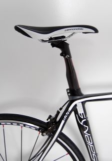 Cannondale Synapse Carbon Road Bike SRAM Apex 10spd Race Bicycle
