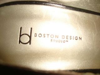 Boston Design Studio Size 9 5 w Black Heel Pump Shoes Tip Scuff