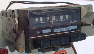 70 71 1970 Ford Thunderbird Am FM Stereo Radio