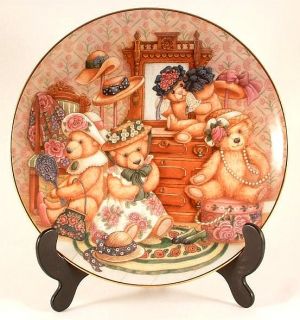 Franklin Mint Teddy Bear Plate Hats Off to Teddy by Nita Showers CP866