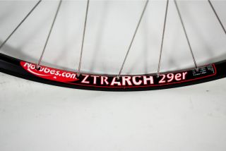 No Tubes ZTR Arch DT Swiss 370 Front Wheel 29 Tubeless
