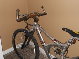 Mongoose Aluminum influx Bicycle Bike 21 Speed