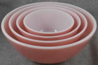 Vintage 1950s Pyrex Pink Nesting Bowl Set