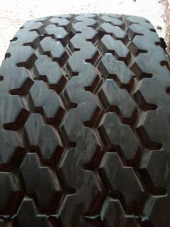 Used 385 65R22 5 Wide Base Truck Tire 385 65 22 5 Super