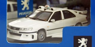 TAXi 2 Version with wing 1/43 Scale Die cast Model   Skynet Aoshima