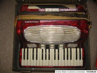 Schönes HOHNER AKKORDEON Arietta II M accordion &Koffer