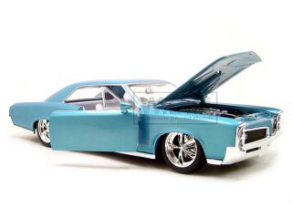 Brand new 118 scale diecast model of 1966 Pontiac GTO Blue die cast