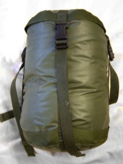 British Army Sleeping Bag (warm weather) + sack