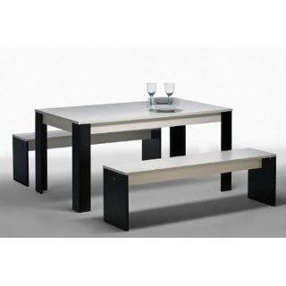 elegante Tischgruppe in modernem Design inklusive zwei Sitzbänke