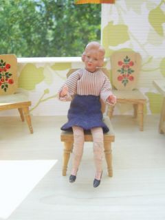 Alte Puppenstube Puppenhaus Küche Esszimmer Puppe Schrank Baby neu