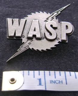 WASP METAL PIN BADGE BLACKIE IRON MAIDEN LA GUNS QUIET RIOT SKID ROW