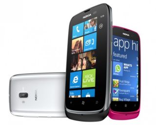 Nokia Lumia 610 Smartphone Windows Mobile 7.5 /3,7 Display Ohne