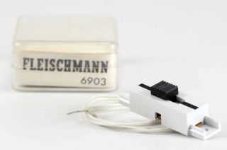 FleischmannSchalter Nr. 6903 für die Gleisbilddarstellung im