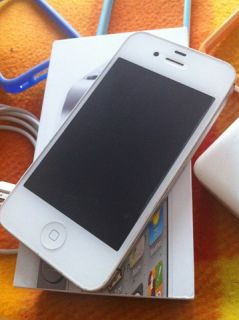 Apple iPhone 4S Weiss 16 GB T Mobile Simlock Handy Top Zustand + 4
