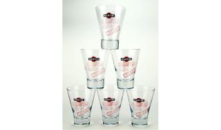 Sechs neue und originalverpackte Martini Tumbler Gläser. Auf dem Glas