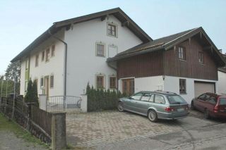 Haus Mehrfamilienhaus kaufen in Stephanskirchen, Sim