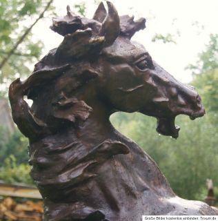grosses Bronzepferd Pferd Springrbrunnen Gartendeko Pferdestall