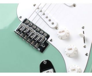 Die neue Rocktile Pro Gitarre in legendärer Form und Mint Green