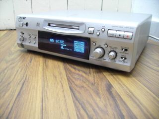 Sony Minidisc Player MDS S 707 silber top