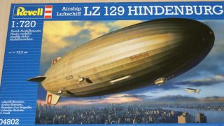 Revell 04802  Zeppelin LZ 129 Hindenburg Plastikkit 1/720