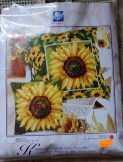 Stickpackung Kissen Sonnenblumen Vervaco(1200/767)