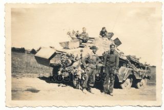 Foto Ostfront Russland Woronesch 8 Rad Panzer PaK Schutz Panzermänner