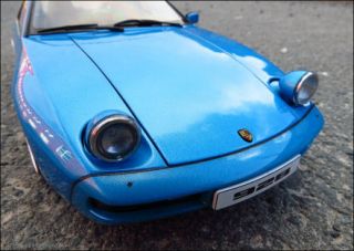 18 Tuning Porsche 928 V8 Coupe blau / blue mit Porsche Echtalu PVC