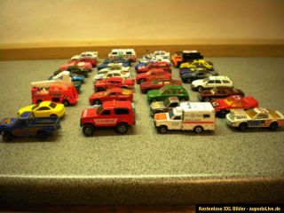 Konvolut 36 Spielzeugautos Matchbox Lesney Majorette Hot Wheels Modell