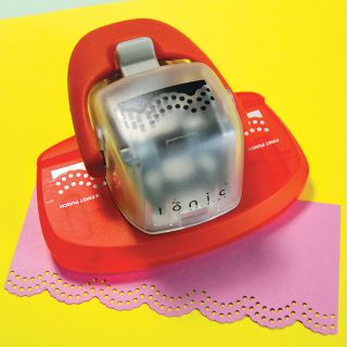 NEW Tonic Studios Simplicity Geared Pattern Paper Punch   Dotty Border
