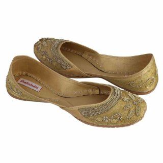 Indian Moccasins For Women Beaded Embroidered Shoes Handmade Size 9.5