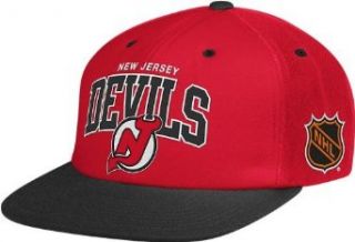  AMERICAN NEEDLE Blue Line NHL Team Dad Hat, New Jersey Devils,  Black (40742A-NJD) : Sports & Outdoors